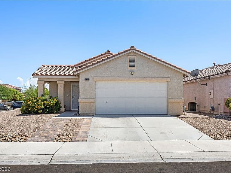 8609 Majestic Pine Ave photo 1