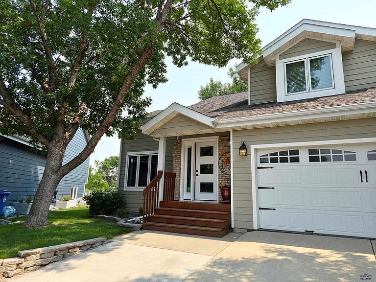1225 Clover Ridge Ct photo 3