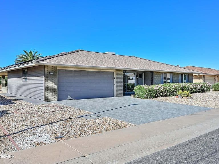 9301 W GLEN OAKS Circle N photo 3