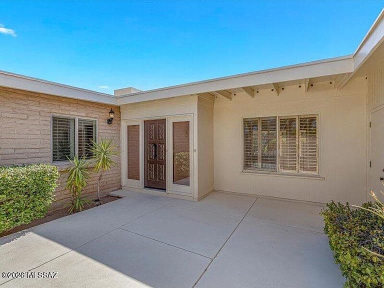 3401 N Calle De Beso photo 5