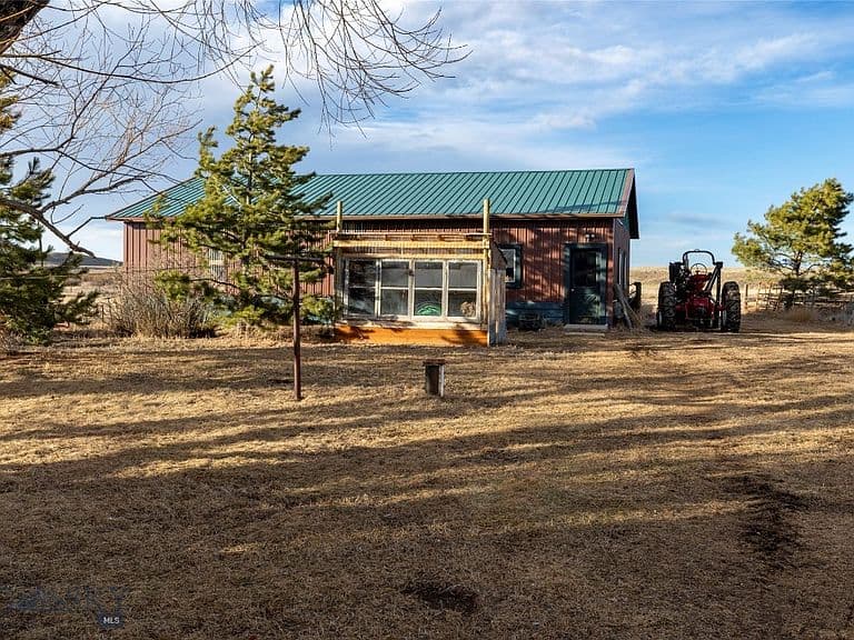 25 Becker Ln photo 4