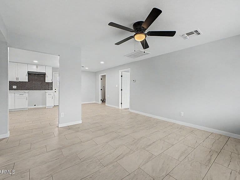 6753 W PALM Lane photo 4