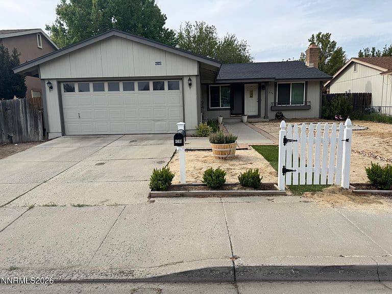 4390 Mira Loma Dr photo 2