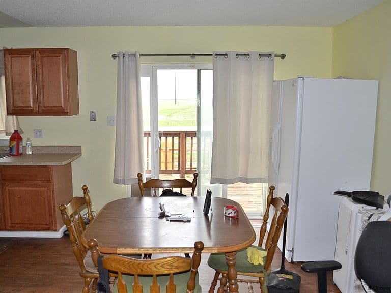 1205 Ashford Dr photo 2