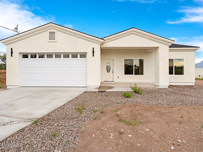 380 Polo Ct photo 4