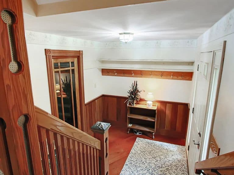 24 Holt Road photo 3