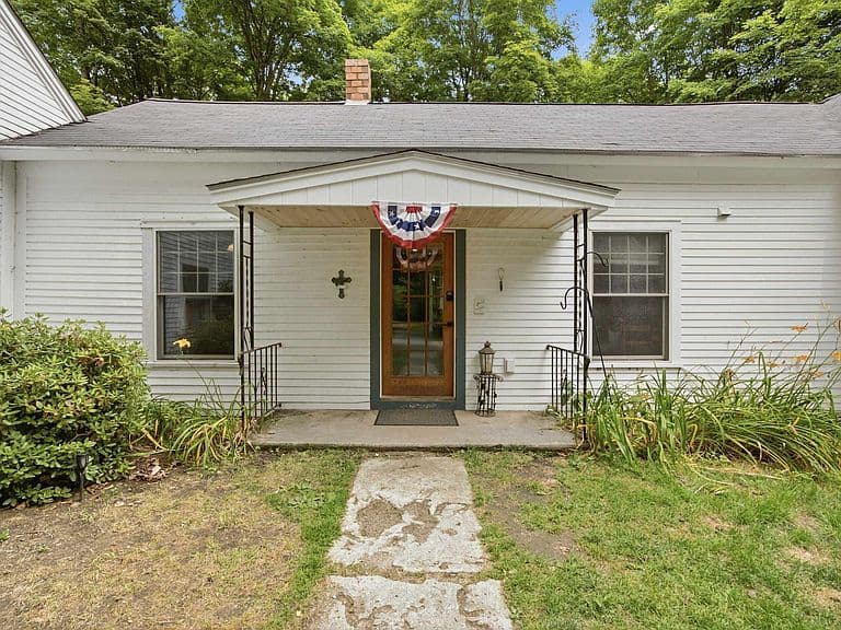 111 Barton Corner Road photo 4