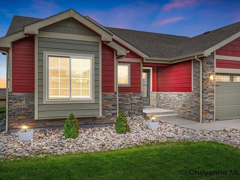 7123 Telluride Dr photo 3