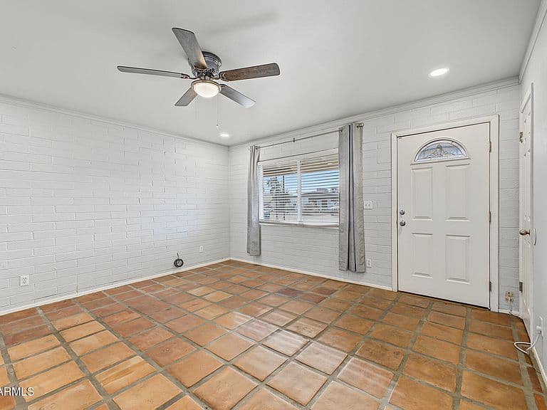 15039 N 28TH Drive photo 3