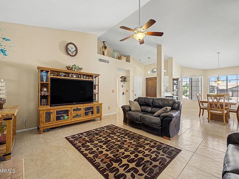17039 E DE ANZA Drive photo 4