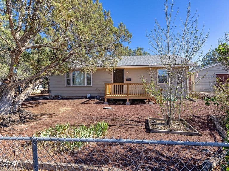 8321 Ridge Dr photo 4