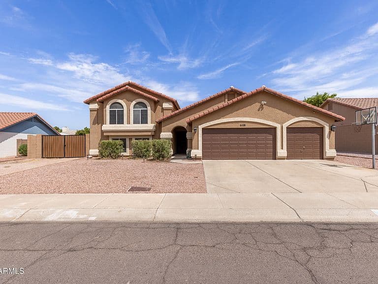 6108 W SHANGRI LA Road W photo 1