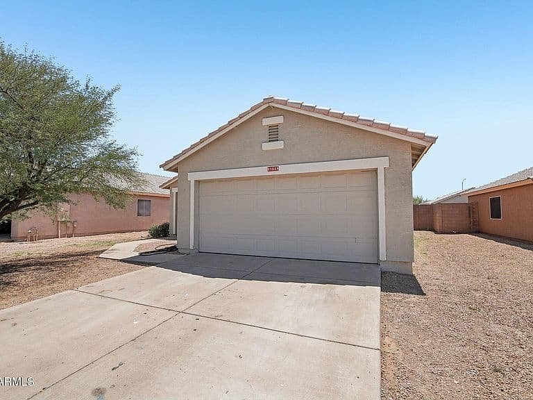 11519 E COVINA Street photo 3