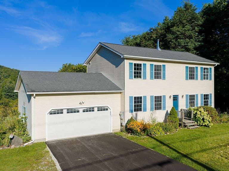 5100 St George Road photo 1