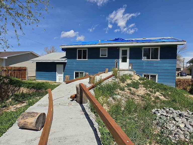 1808 Gregg Ave photo 4