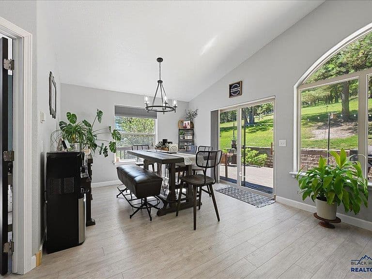 12315 Antler Rd photo 4