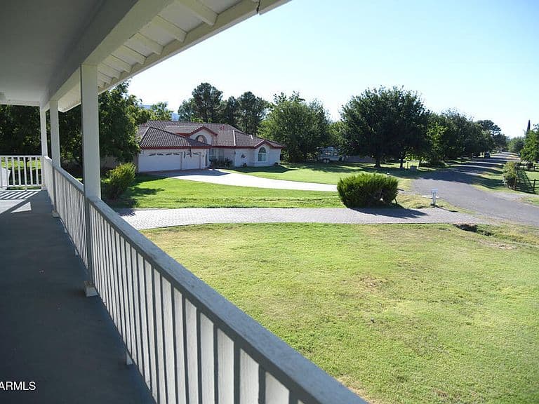 315 W HEREFORD Drive photo 4