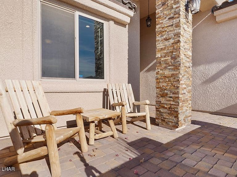 3347 Silver Arrow Dr photo 4