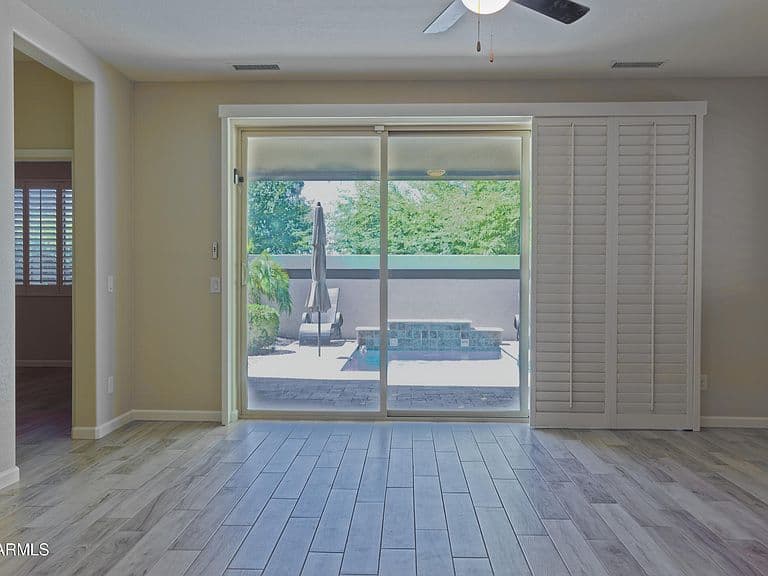 12816 N 93RD Drive photo 5