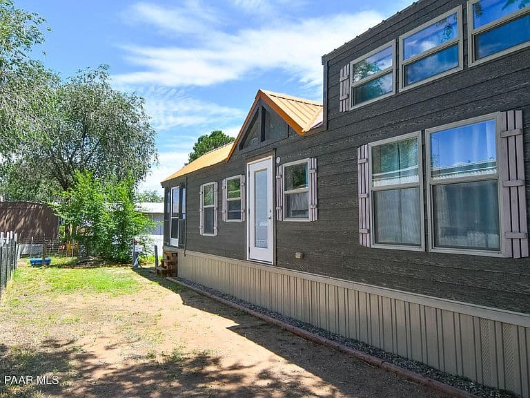 349 S Road 1 W #B10-1/2 photo 2