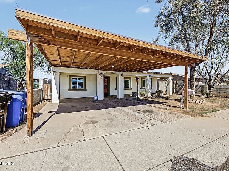 3216 W PIERCE Street photo 2