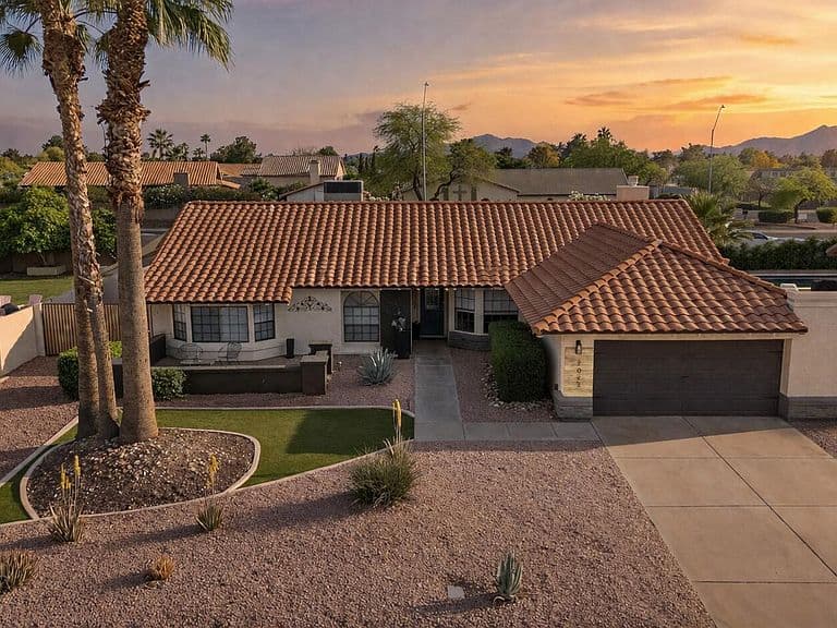 6025 E Beck Lane photo 5