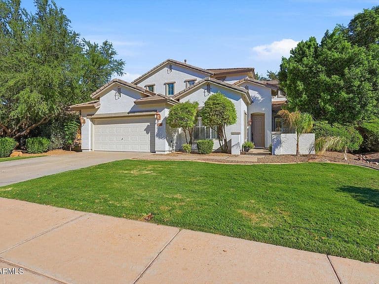 4172 E DUBLIN Court photo 1