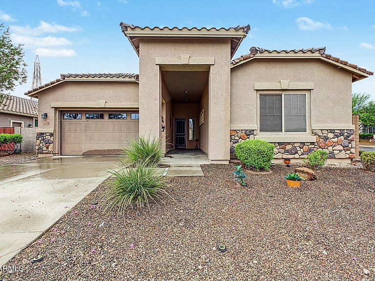 18502 W DESERT TRUMPET Road photo 2