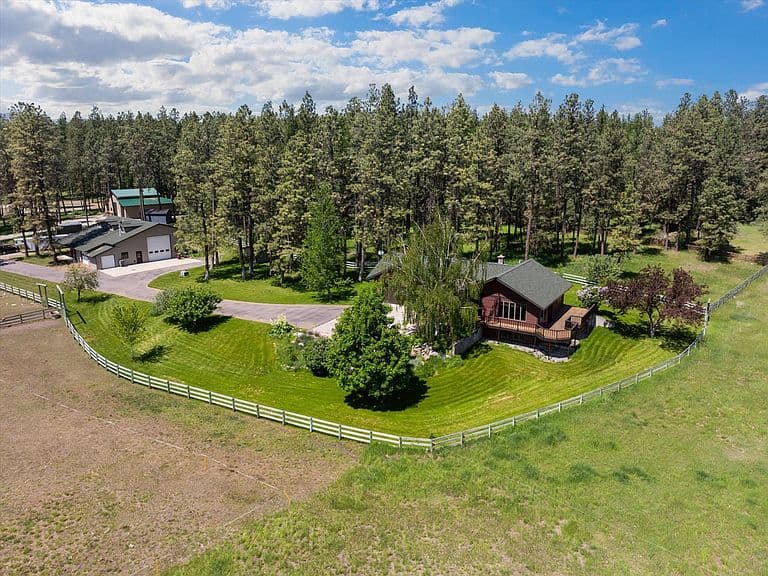 43 Pine Cone Ln photo 1