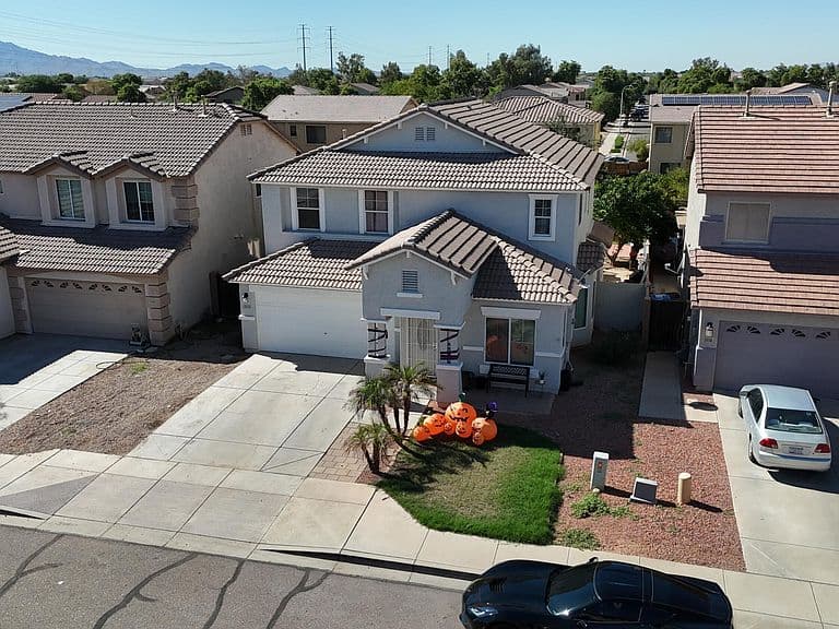 3414 S 72ND Lane photo 4
