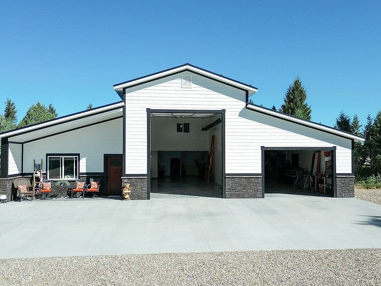 700 Stonegate Dr photo 4