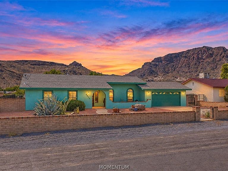 4877 Scotty Drive photo 1