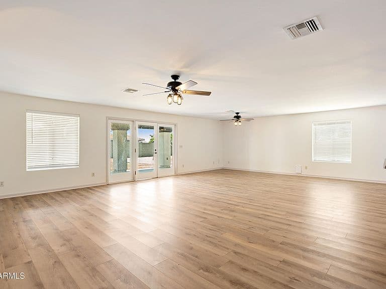 6747 E Albany Street photo 5