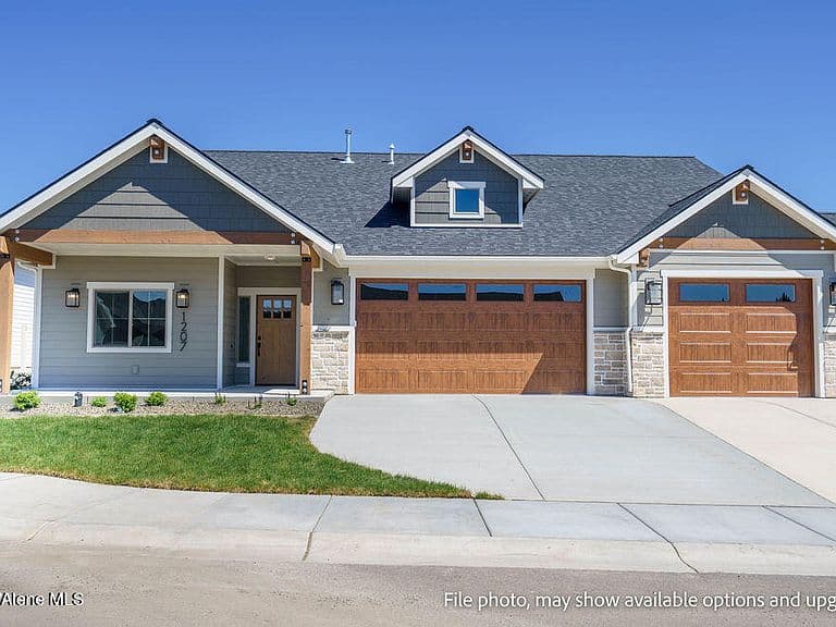 1207 W Fair Ln photo 2