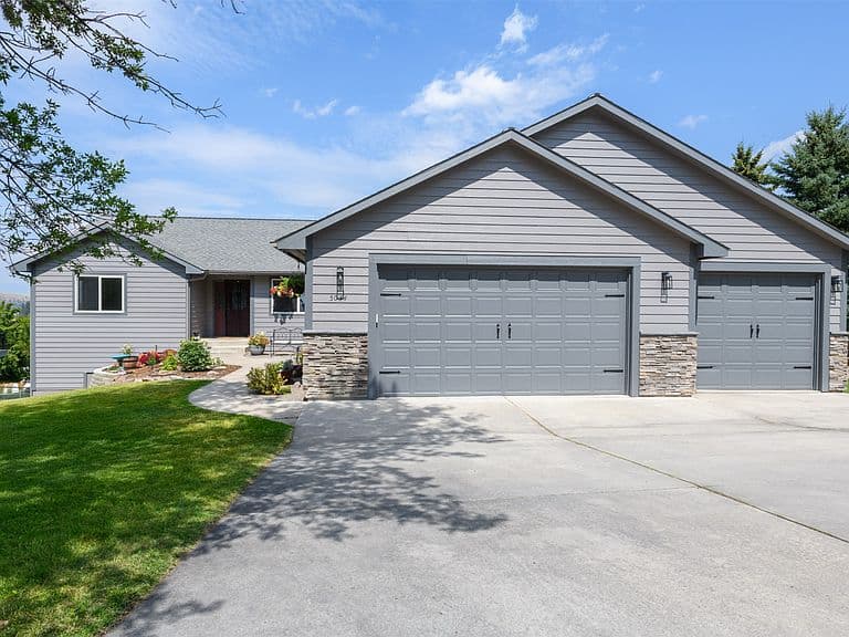 5034 Victor Ct photo 3
