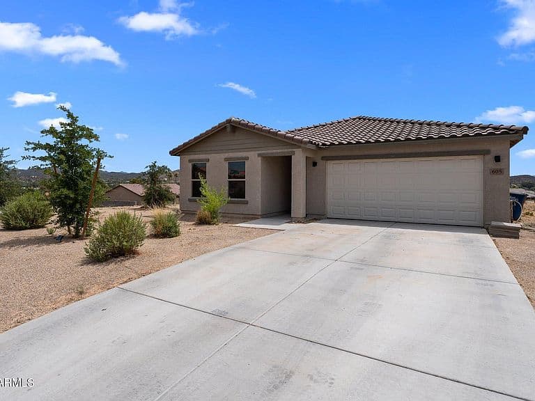 605 Vista Ridge Court photo 1