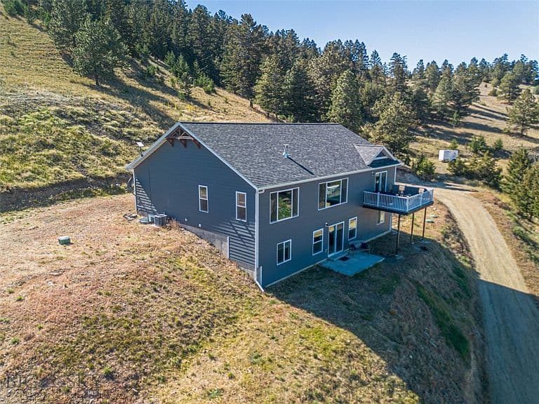 10 Ridgeview Dr photo 1