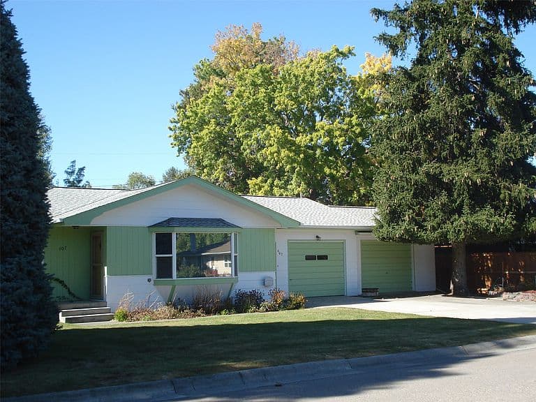 407 Harriet St photo 1