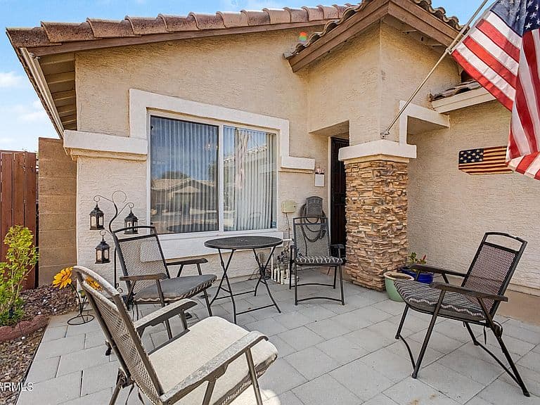 8661 E CRESCENT Avenue photo 3