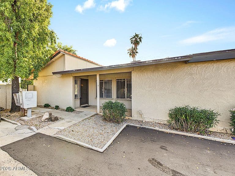 15215 N 25TH Drive #4 photo 3