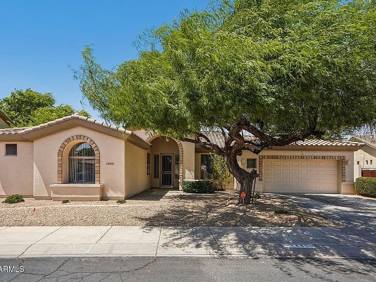 14450 W AVALON Drive photo 5