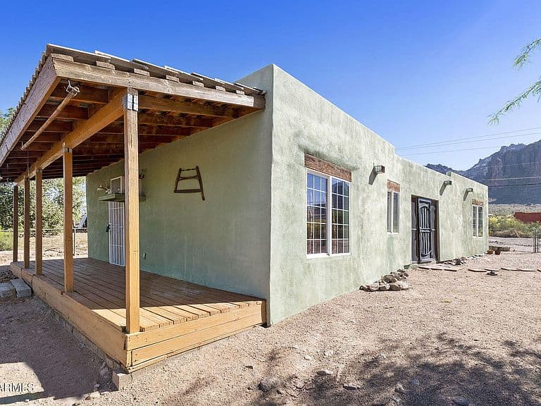 5578 E JACOB WALTZ Street photo 4