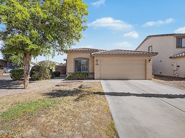1753 E ANASTASIA Street photo 1