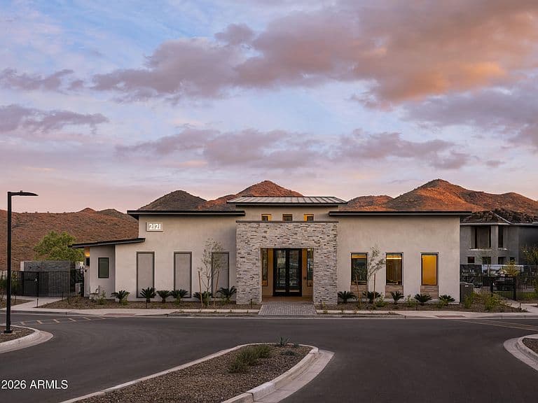 2121 W SONORAN DESERT Drive #59 photo 3
