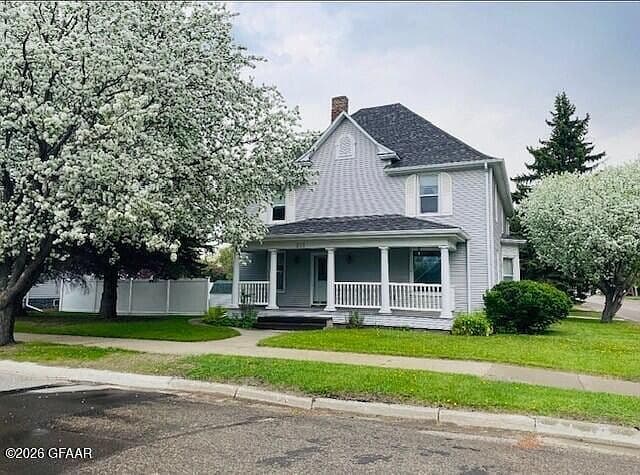 811 4th Ave photo 2