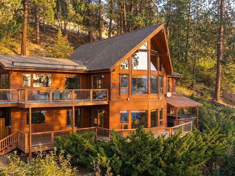 3665 E Ogara Rd photo 3