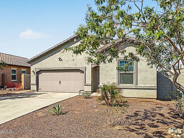 19532 W PALO VERDE Drive photo 2