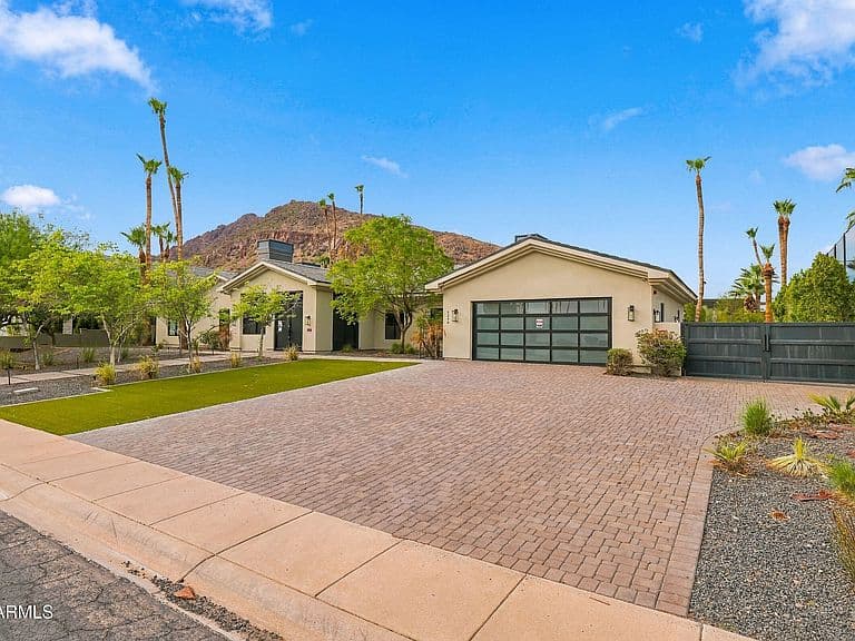 6246 E HILLCREST Boulevard photo 3