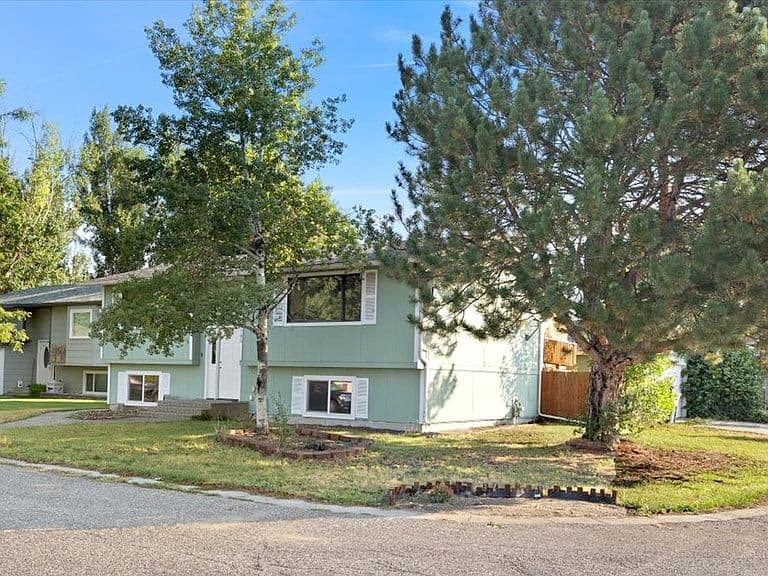 3705 Grecian Way photo 3
