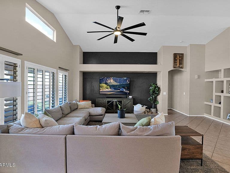 12842 W ASTER Drive photo 5